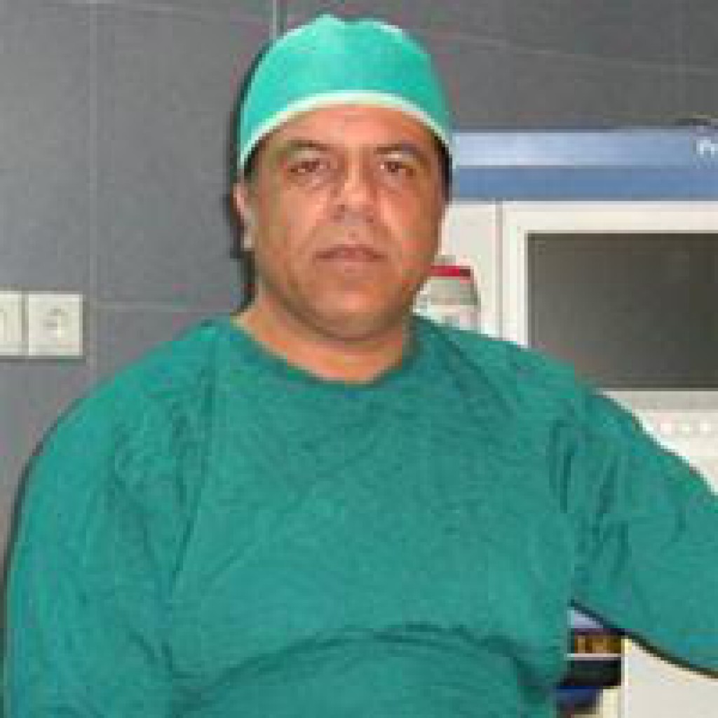 دکتر عابدی متخصص جراحی در پرشین پت